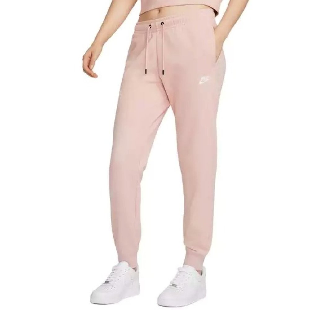Nike Women's Sportswear Fleece Jogger Size M